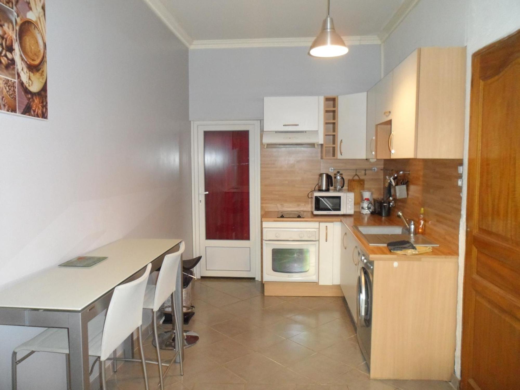 Appartement 2 Pieces Centre Ville Салон дьо Прованс Екстериор снимка